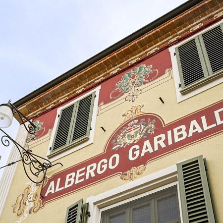 Cisterna dʼAsti Albergo Ristorante Garibaldi מראה חיצוני תמונה