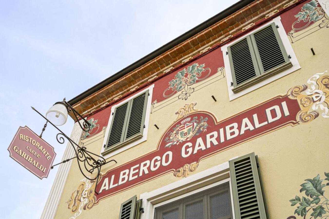 Cisterna dʼAsti Albergo Ristorante Garibaldi מראה חיצוני תמונה