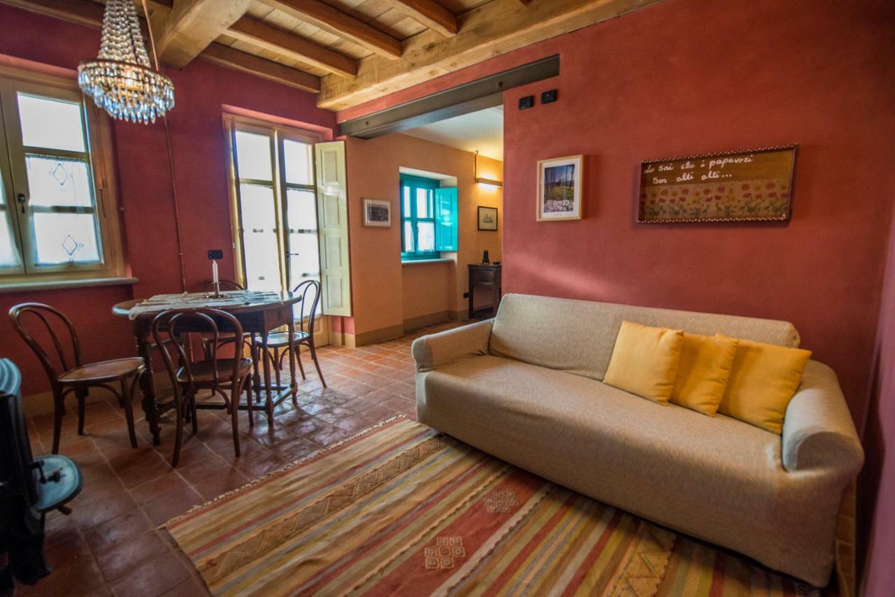 Cisterna dʼAsti Albergo Ristorante Garibaldi מראה חיצוני תמונה
