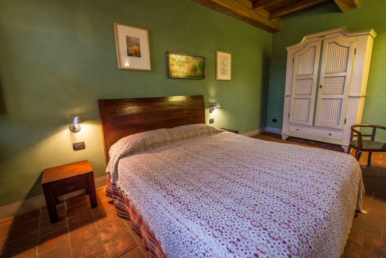 Cisterna dʼAsti Albergo Ristorante Garibaldi מראה חיצוני תמונה